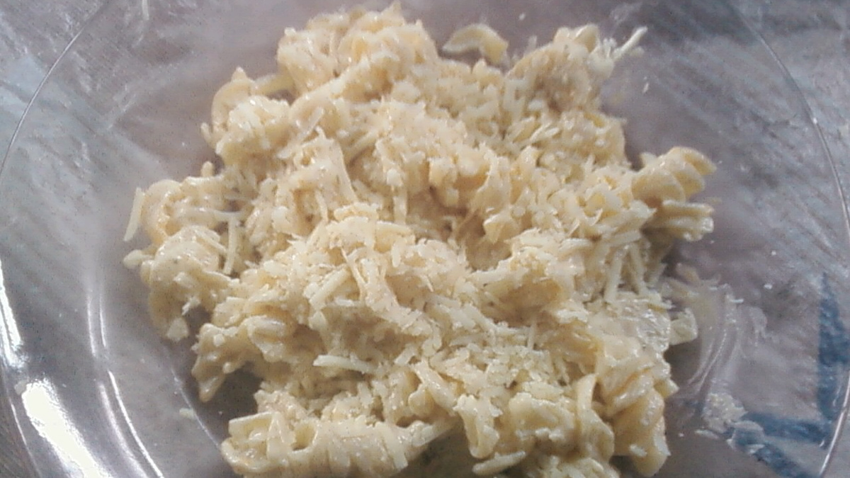 Macarrão ao creme de cogumelo
