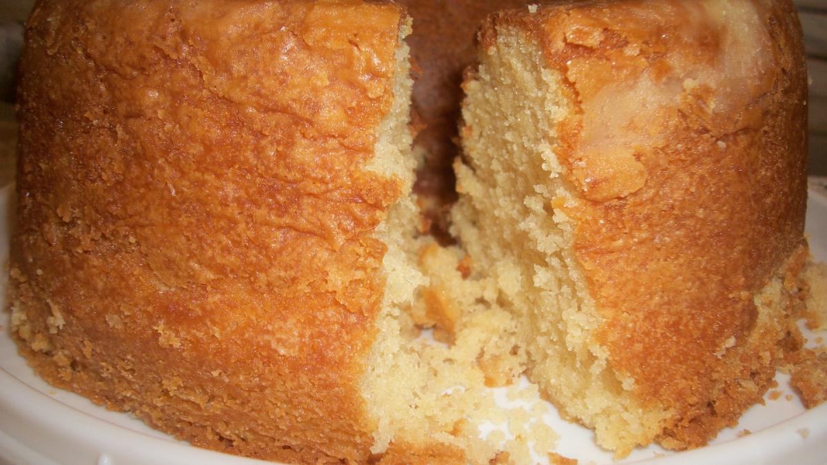 Bolo de ovos: receita fácil e com gosto de casa de vó