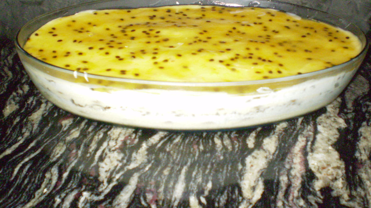 Torta mousse de maracujá
