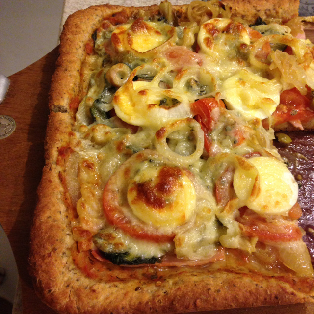 Pizza integral de escarola (chicória)