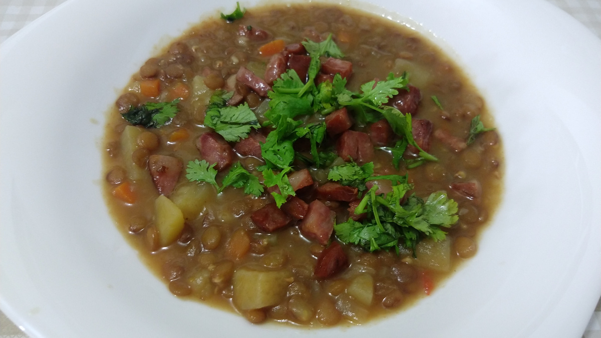 Sopa de lentilha-image