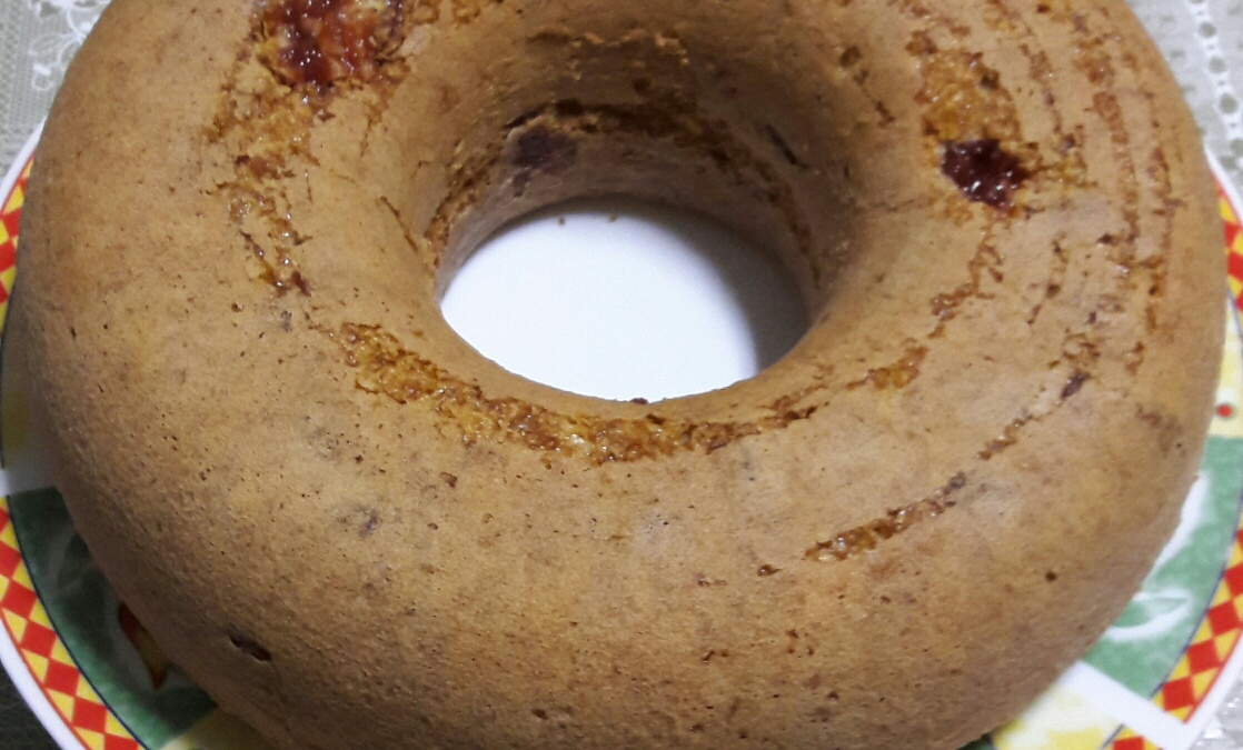 Bolo de fubá com goiabada