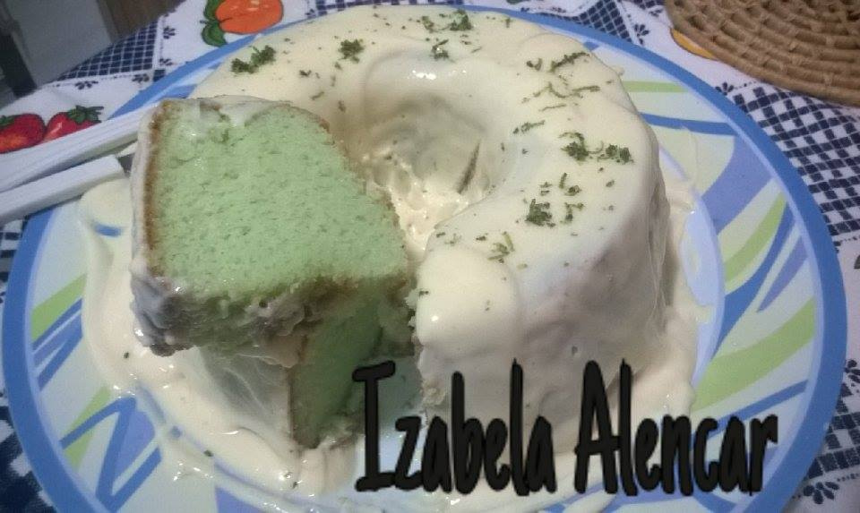 Bolo verde de limão