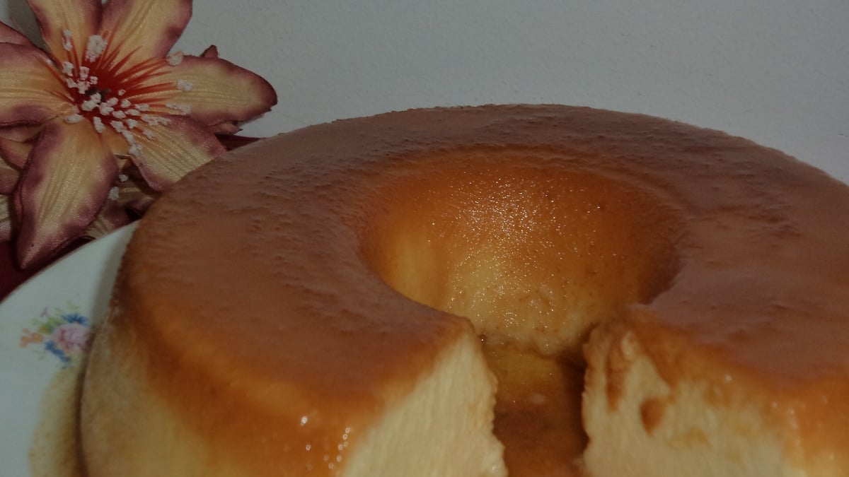 Pudim de pão de forma levinho feito em cima do fogão