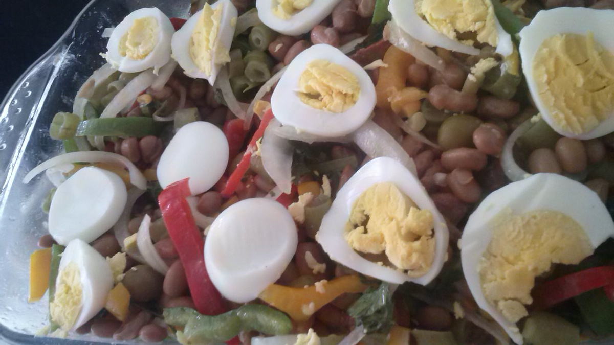 Salada de feijão carioca gelada