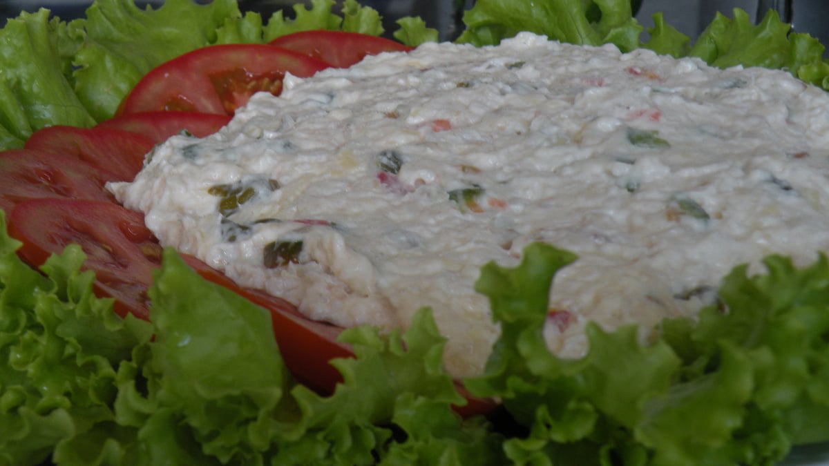 Salada de filé de pescada