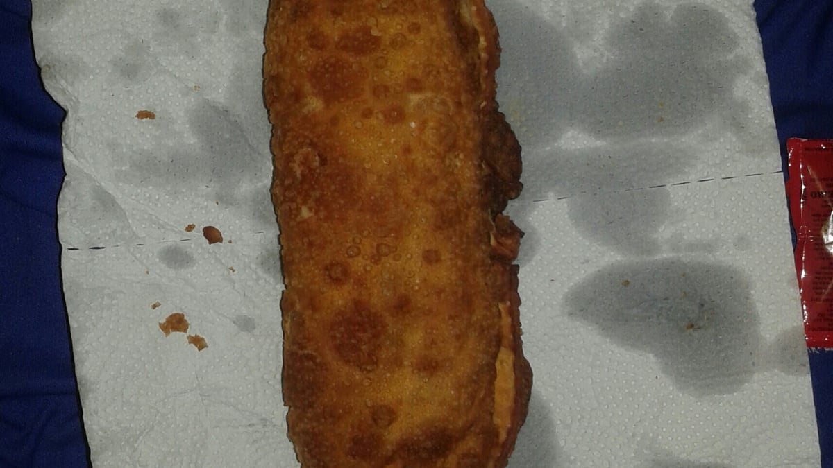 Saltenha de carne