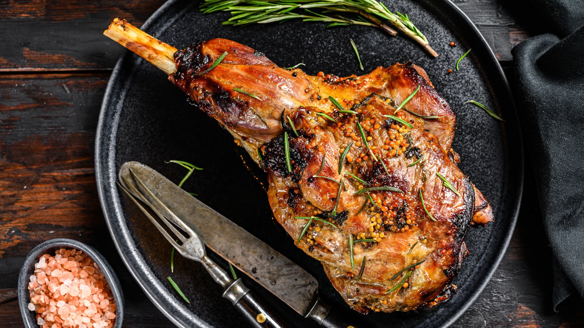 Pernil de carneiro assado sem segredo