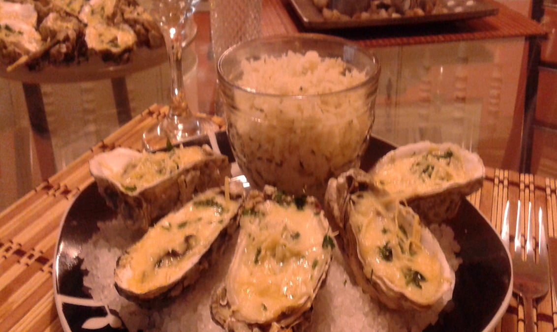 Ostra gratinada no vinho