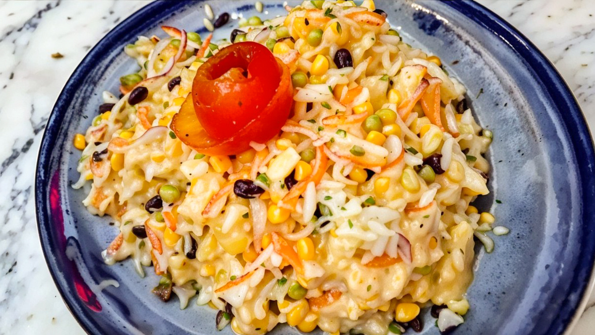 Salada tropical refrescante