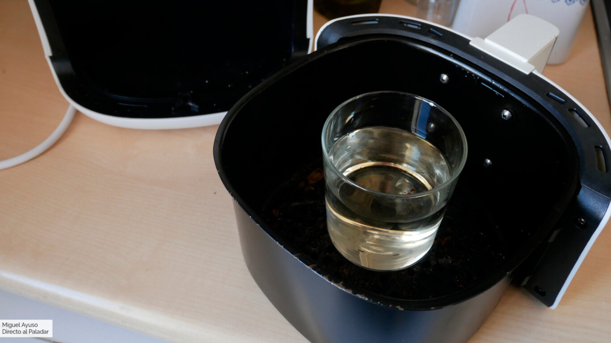 airfryer xxl filter schoonmaken