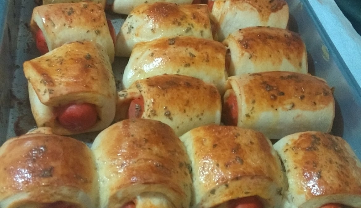 Enroladinho de salsicha fofinho
