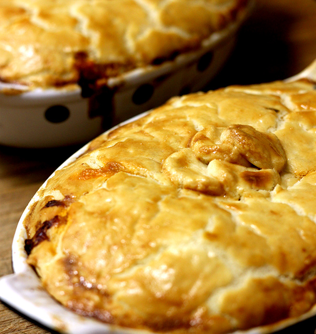 Torta de frango com a massa mais fácil do mundo