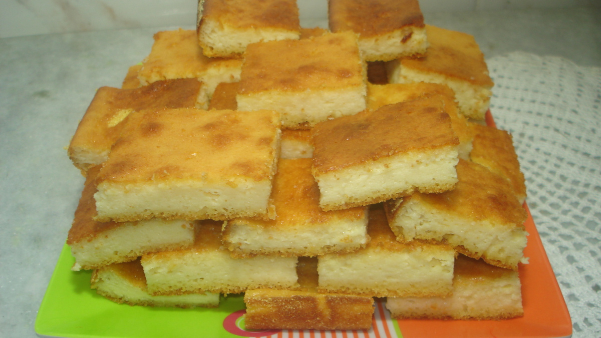Bolo de fubá cremoso