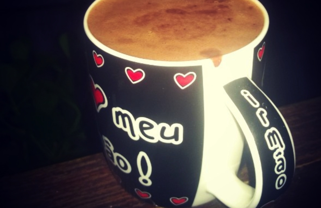 Chocolate quente com conhaque