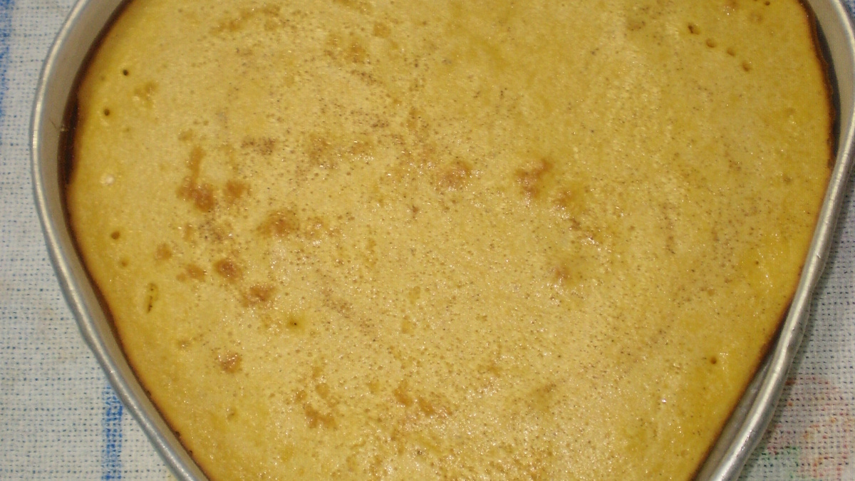 Bolo cremoso de milho verde