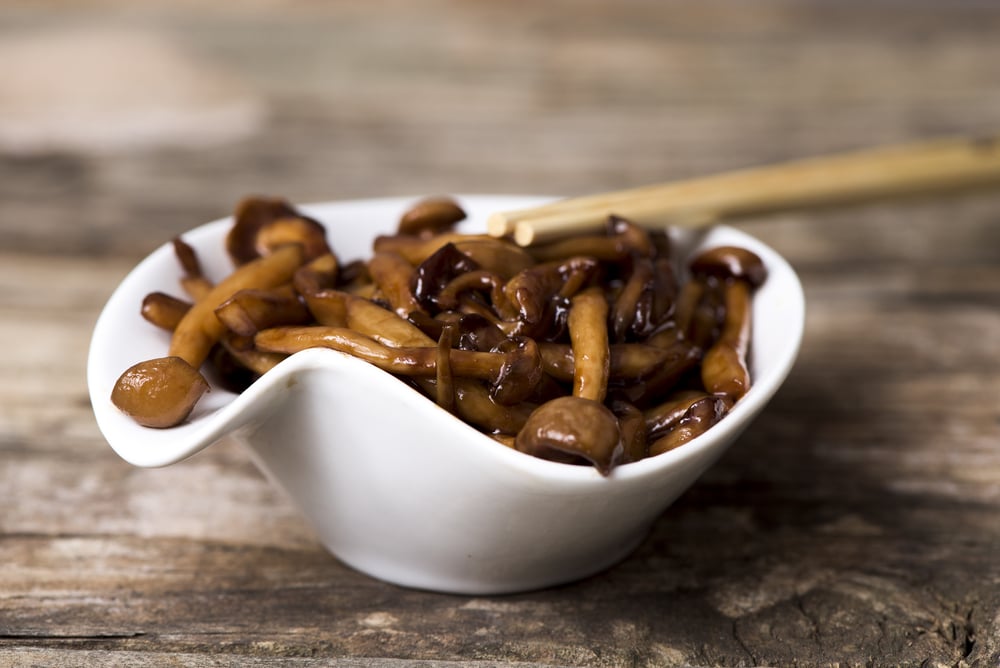 Simples e delicioso! Essa receita de COGUMELO SHITAKE NA MANTEIGA! 