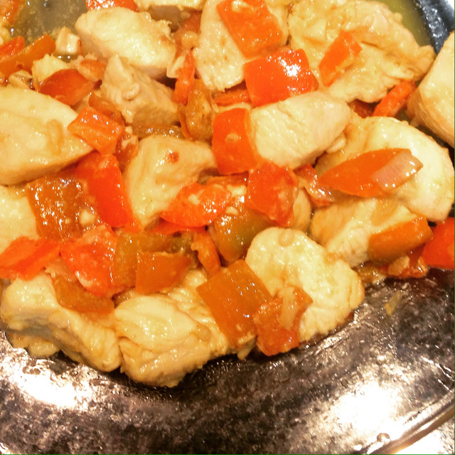 Picadinho de frango com pimentão