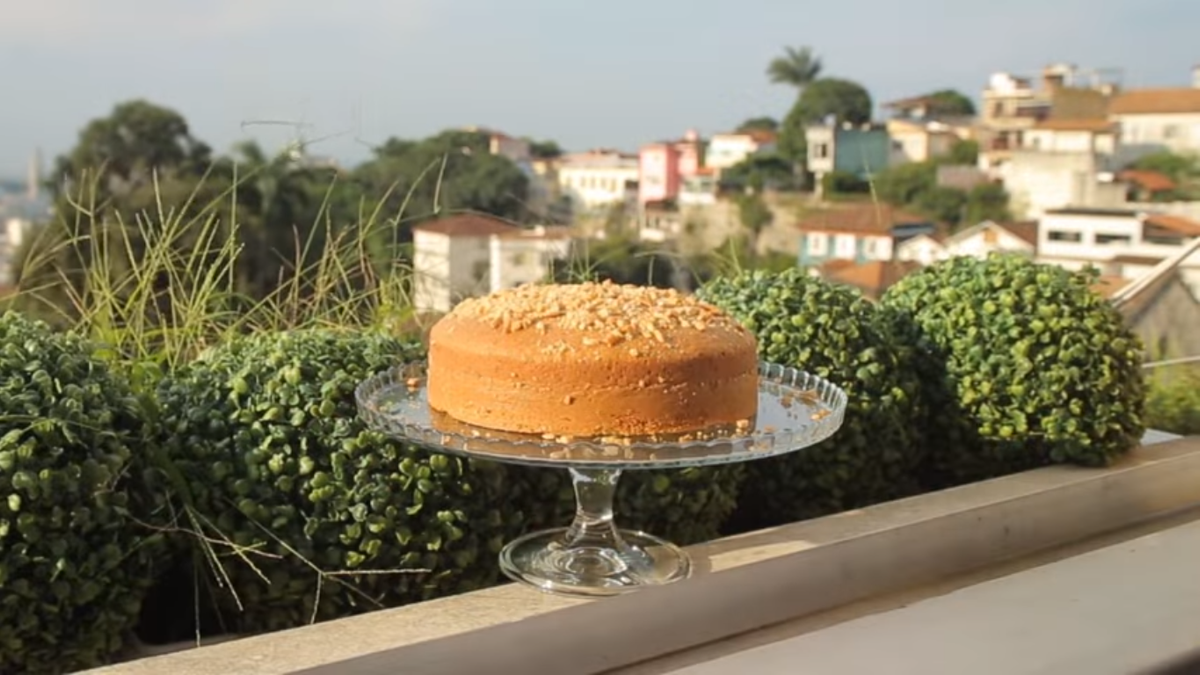 Bolo de aveia com castanha-de-caju