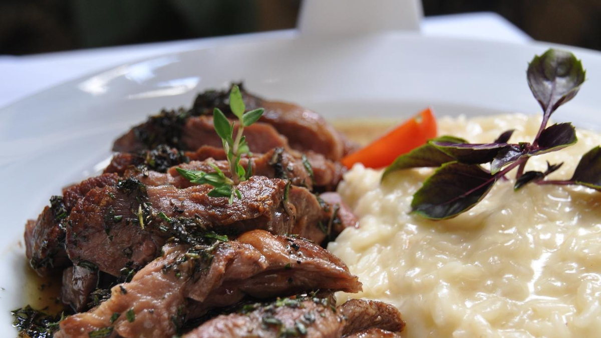 Picanha de cordeiro e risoto de queijo italiano