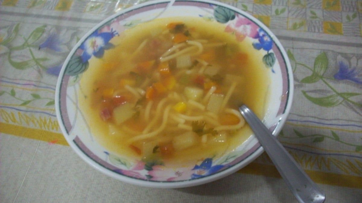 Sopa de legumes na panela de pressão