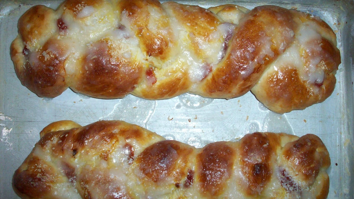 Pão doce de leite condensado
