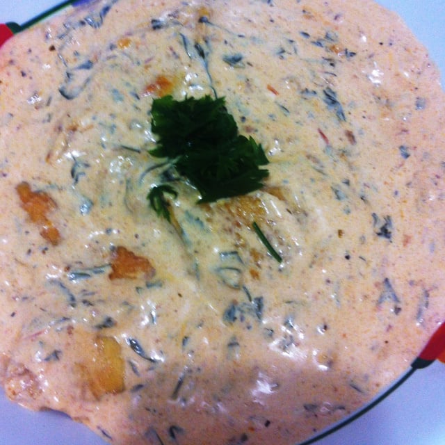 Bife de frango empanado com creme de leite