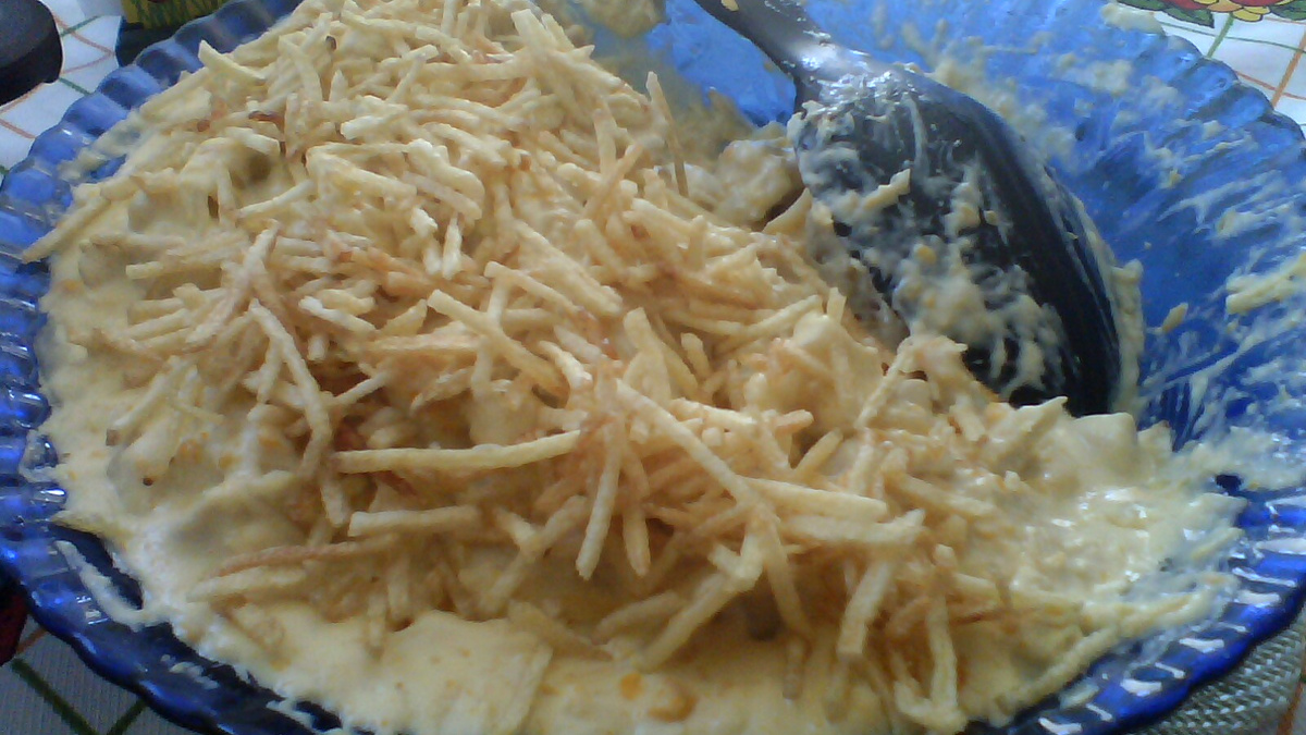 Capeletti recheado de frango ao creme de milho com mussarela
