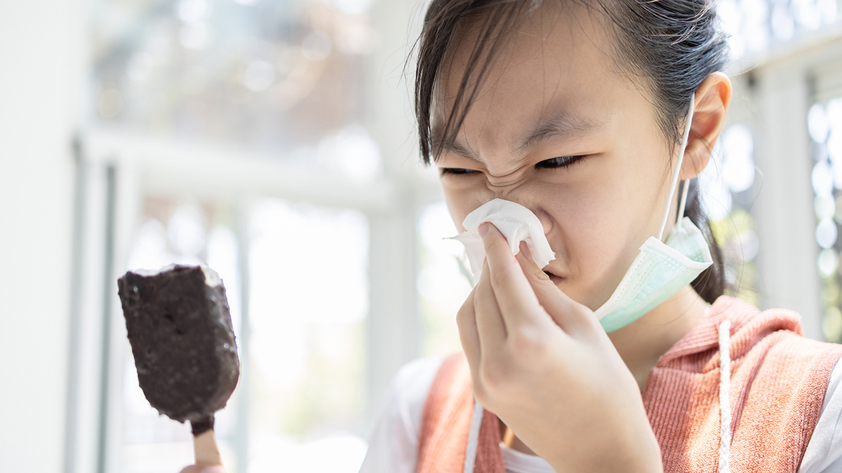 Afinal, pode coisa gelada com gripe? Esse especialista tem a resposta ...