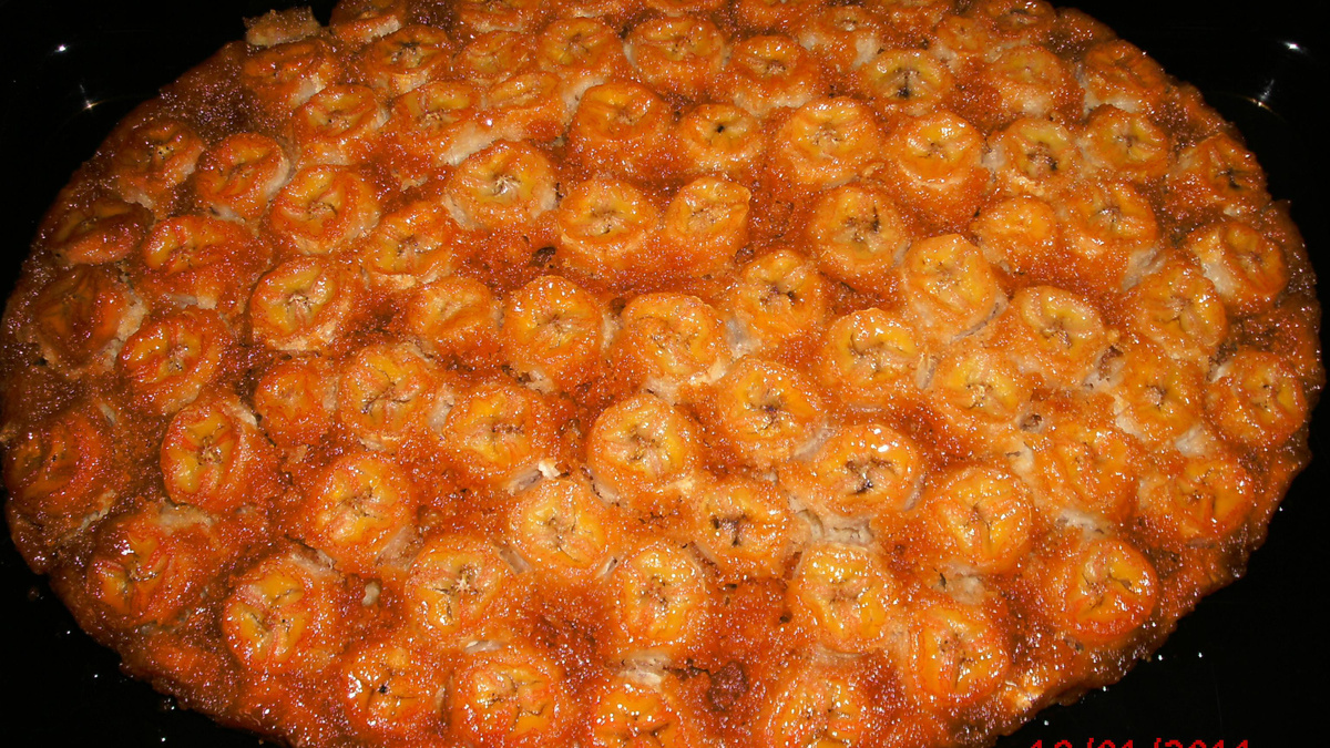 Torta de banana caramelizada