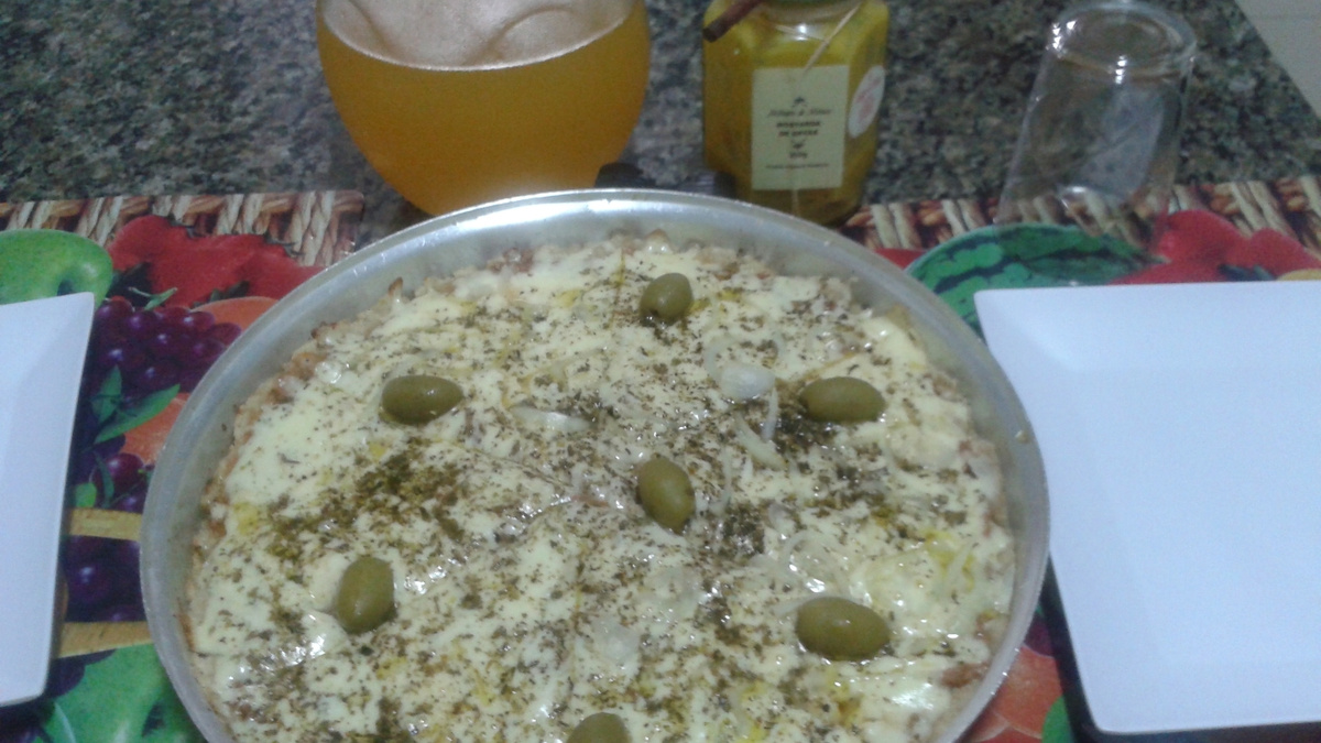 Pizza rápida e deliciosa de atum