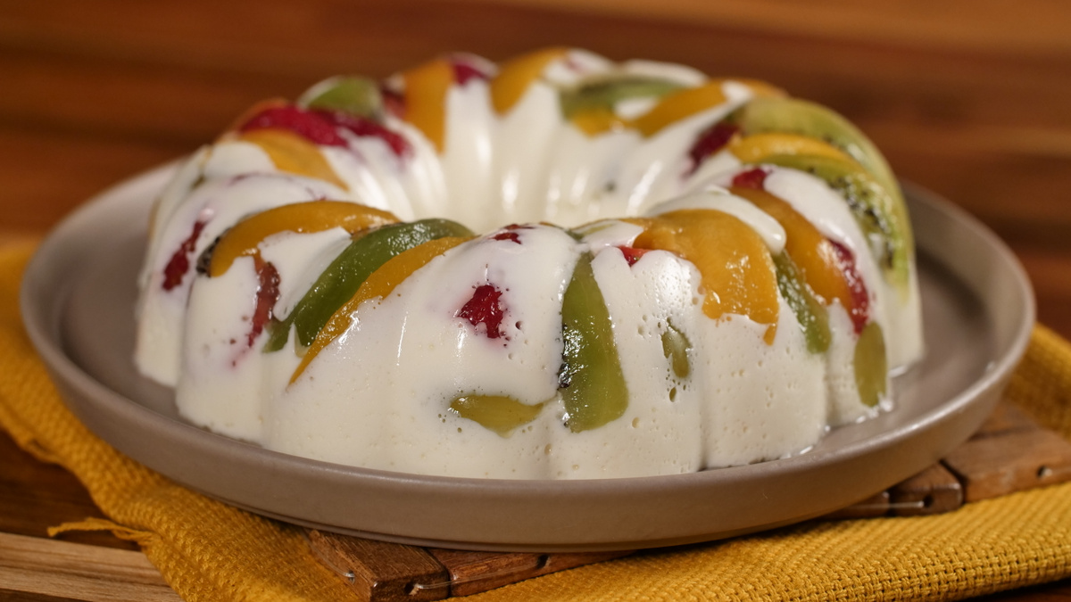 Pudim de salada de frutas