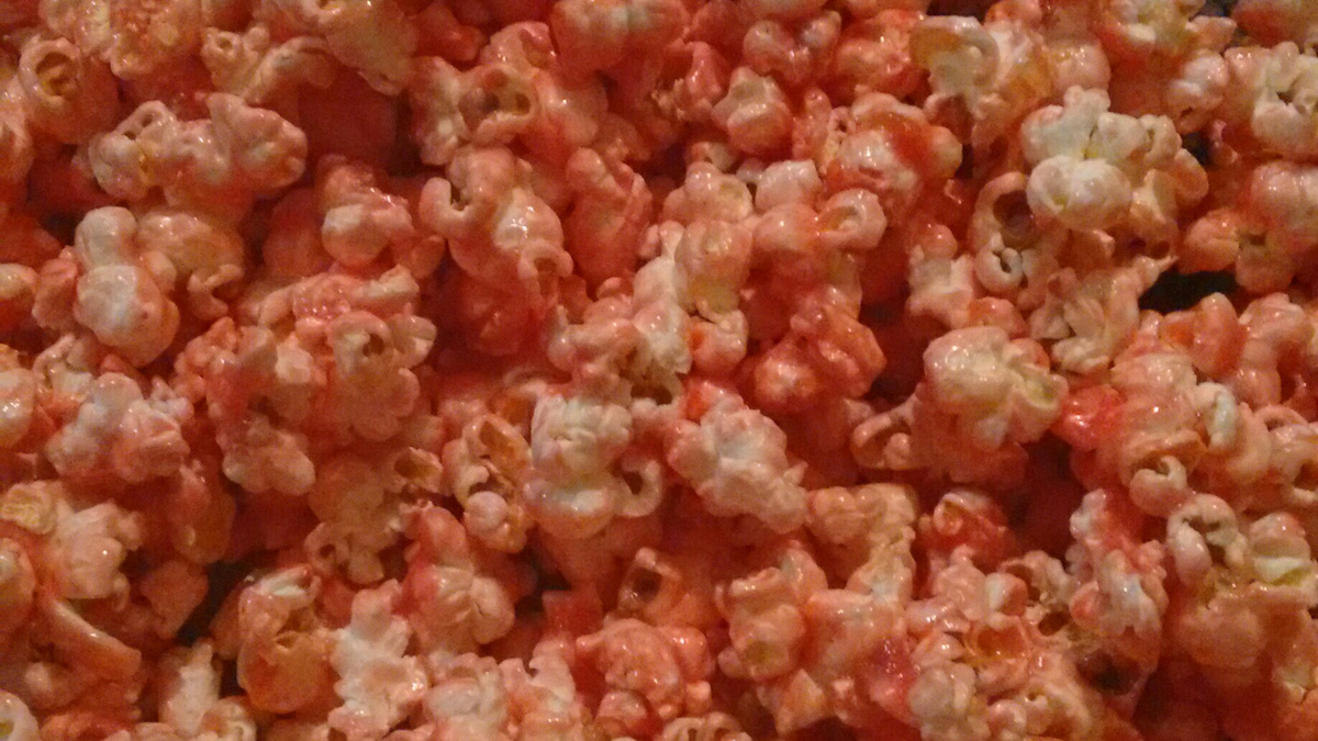 Pipoca doce de morango