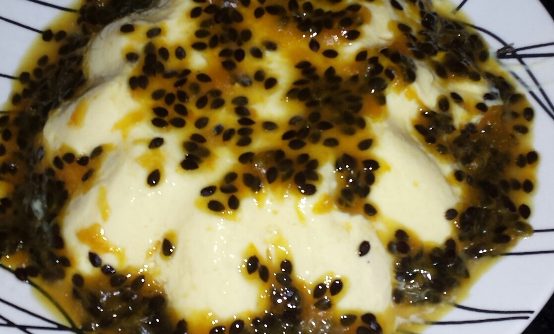 Mousse de maracujá fácil e rápido