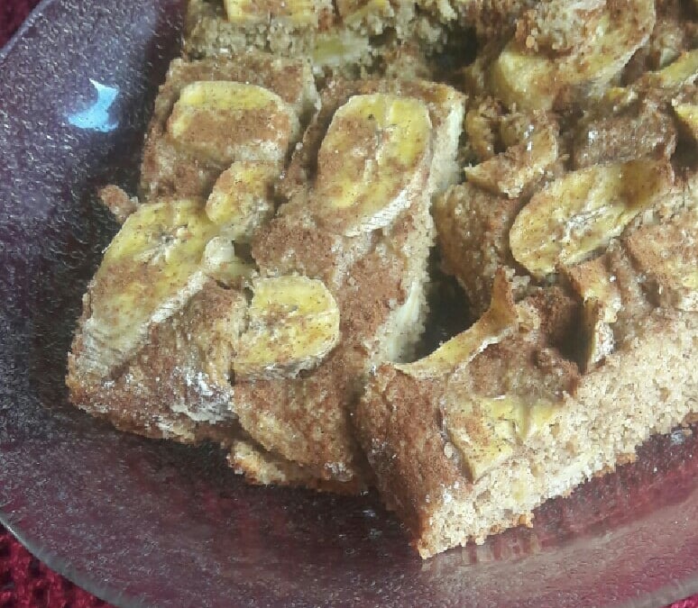 Bolo de banana com farelo de aveia