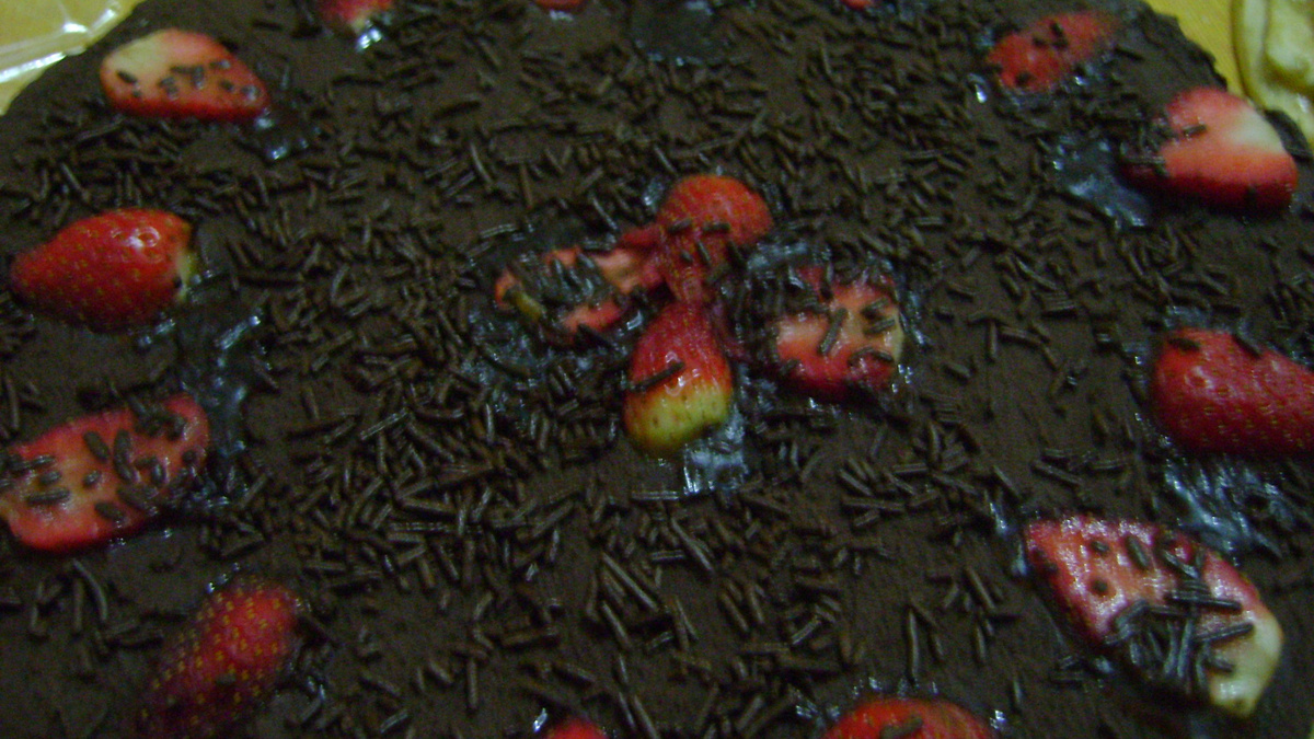 Pizza de chocolate com morango