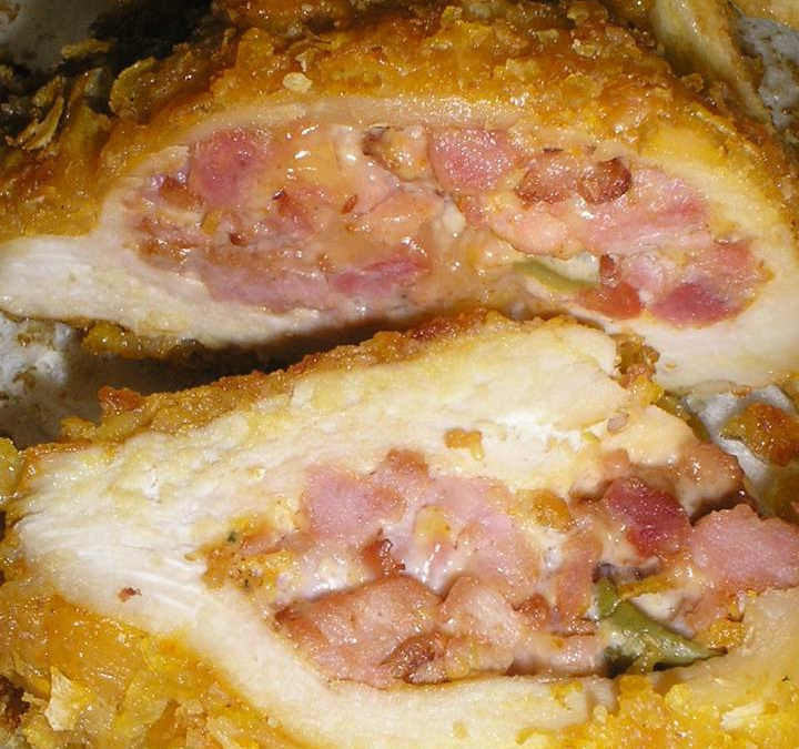 Peito de frango recheado empanado - EMCocina