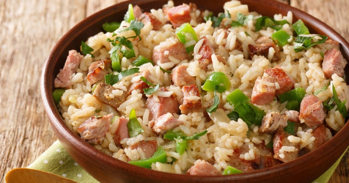 Arroz carreteiro delícia (com sobras de churrasco)