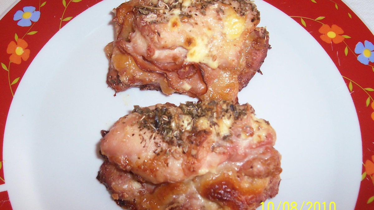Sobrecoxas e coxas de frango recheados