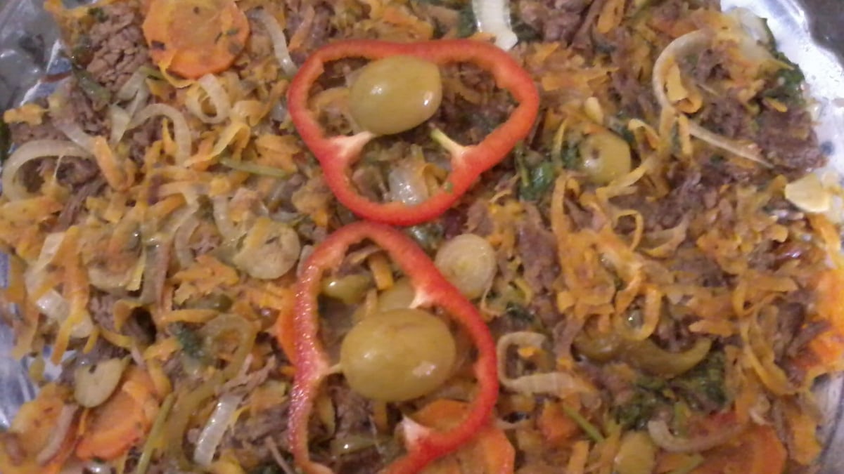 Paleta bovina sem osso à escabeche