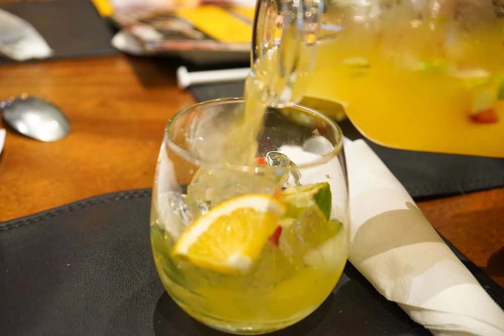Ponche de frutas alcoólico
