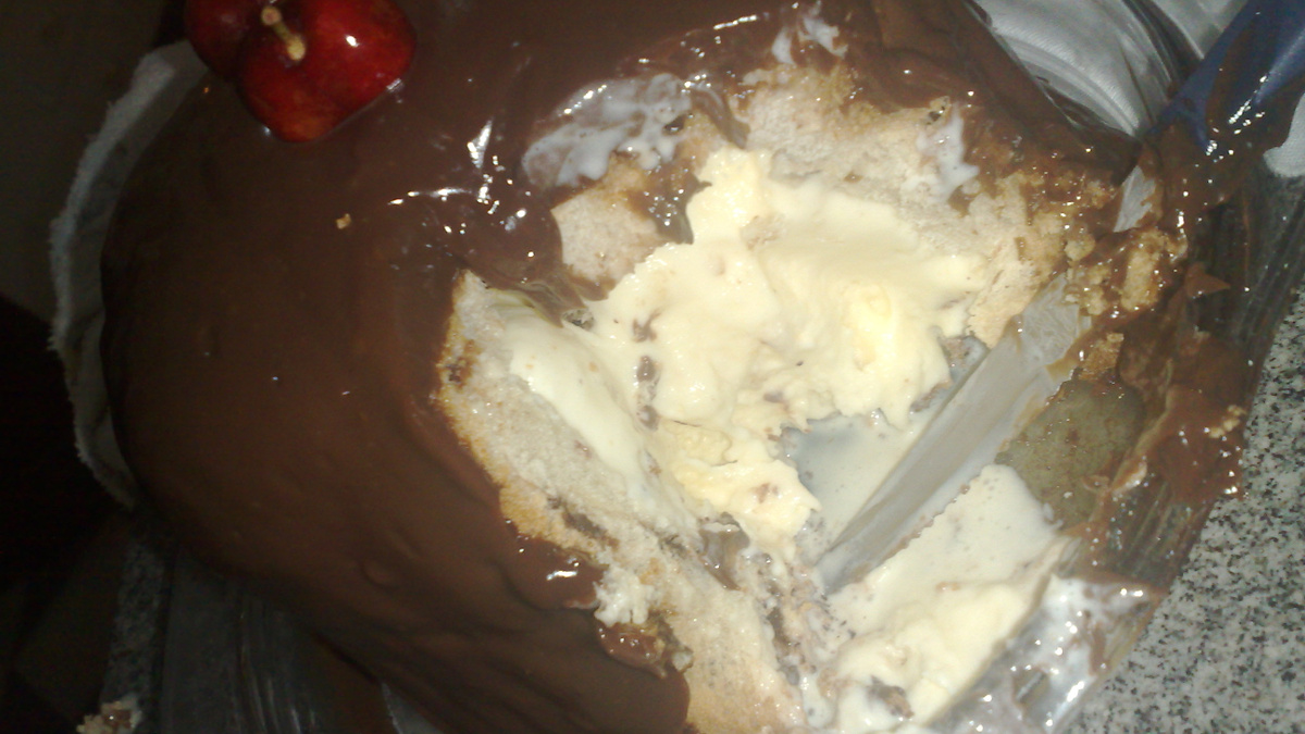 Panetone de chocolate gelado