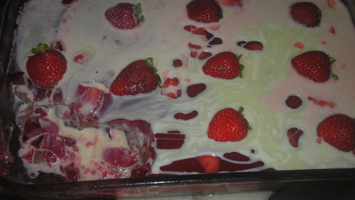 Gelado de gelatina com pudim