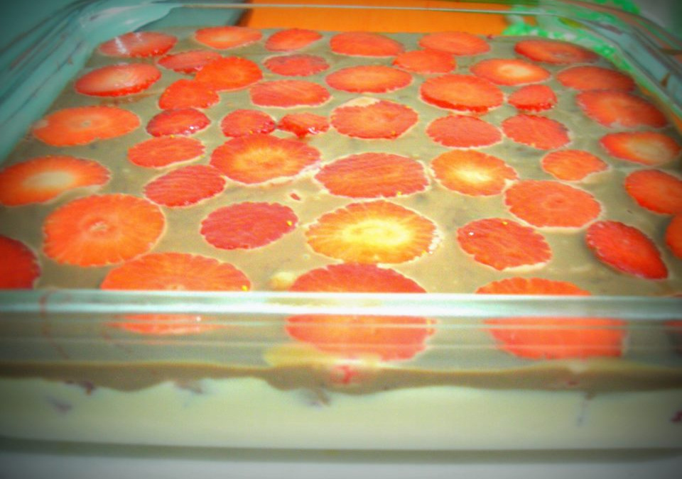 Torta de morango com chocolate da Mila
