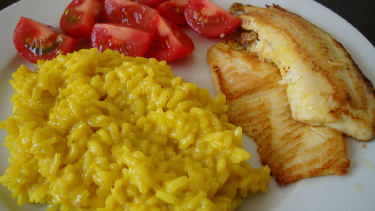 Risoto milanês