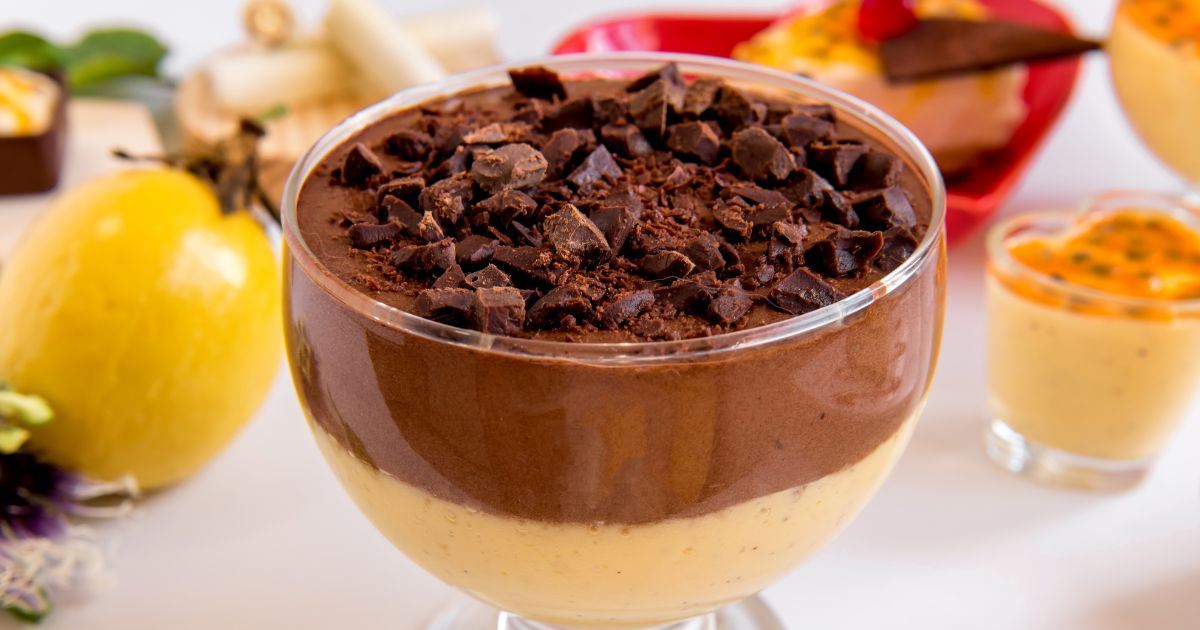 Bombom de travessa com mousse de maracujá