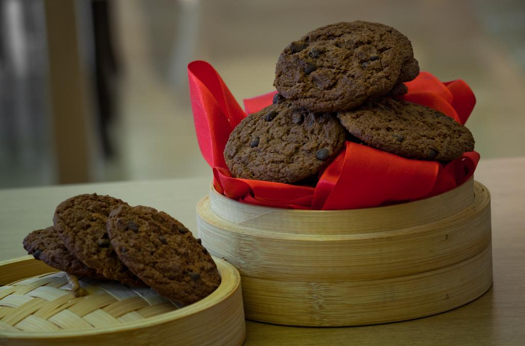 Cookies de chocolate e nozes