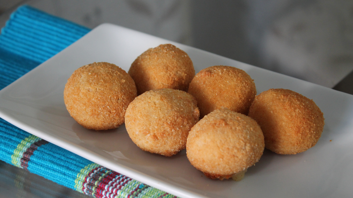 Bolinha de queijo