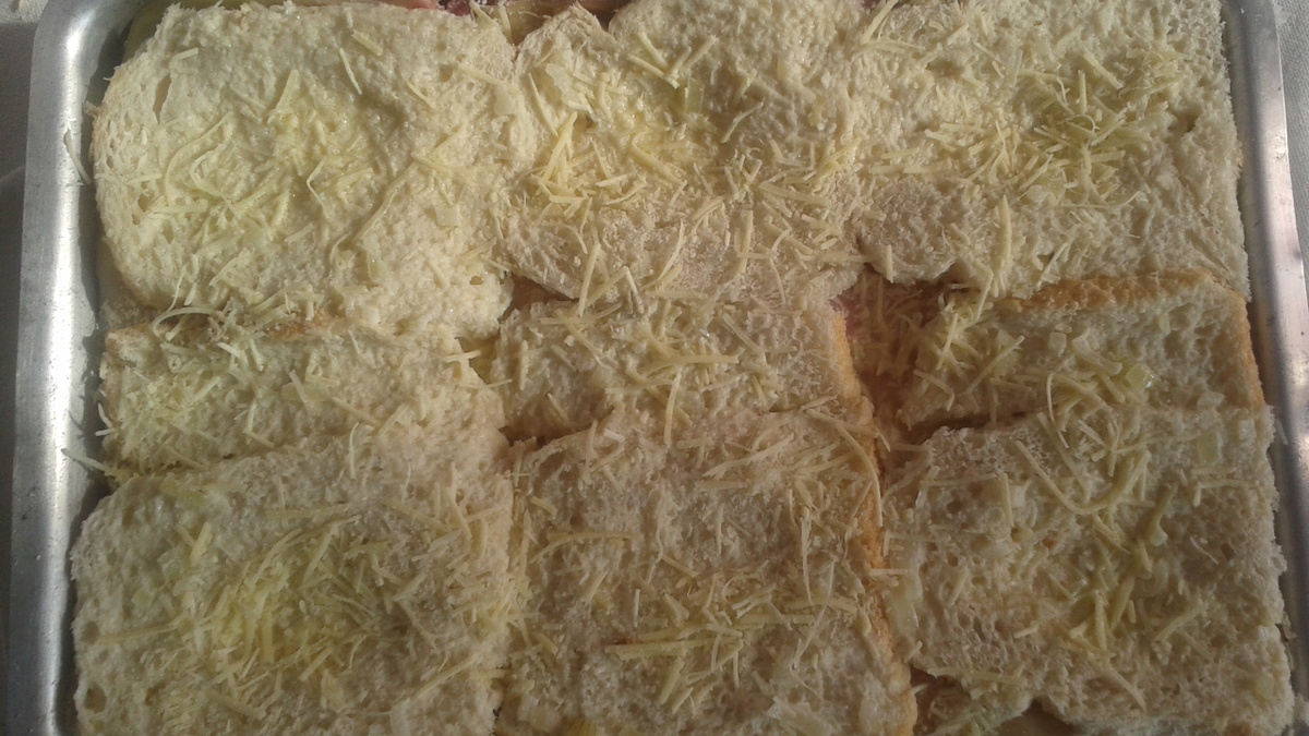 Lasanha de pão (simples)