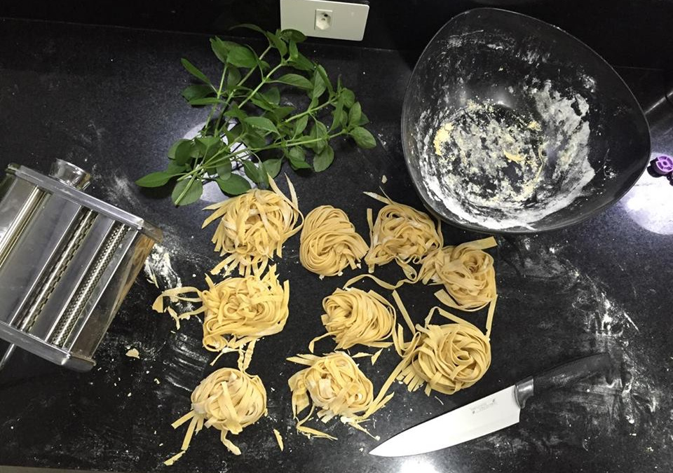 Pasta fresca com ragu de cordeiro